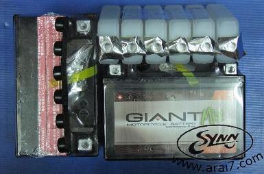 แบตเตอรี่กึ่งแห้ง ยี่ห้อGIANT Mix เบอร์ YTX9-BS(12V9Ah) ทรงเตี้ย