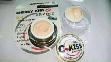 ครีมกันแดด C-KISS SPF 60+++ 10 กรัม