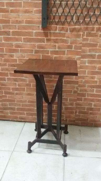 Iron chair with wood Item code IRC02. we make to order and make to design