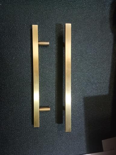 ฺBrass door handle Item Code CMR.40 price/each size long 400 mm. wide 12 mm.high 20 mm.